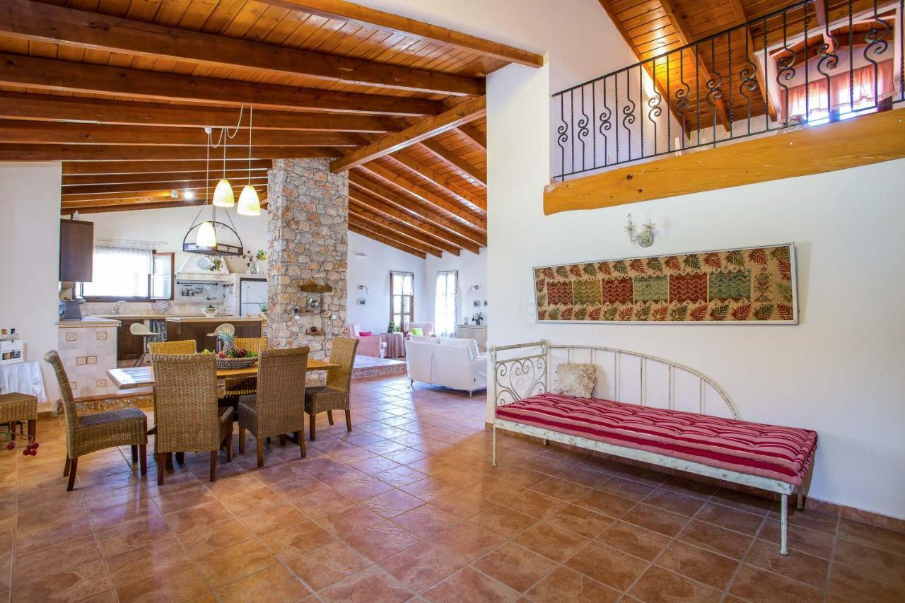 Sunny Countryside Villa - With Private Pool Faliraki Dış mekan fotoğraf