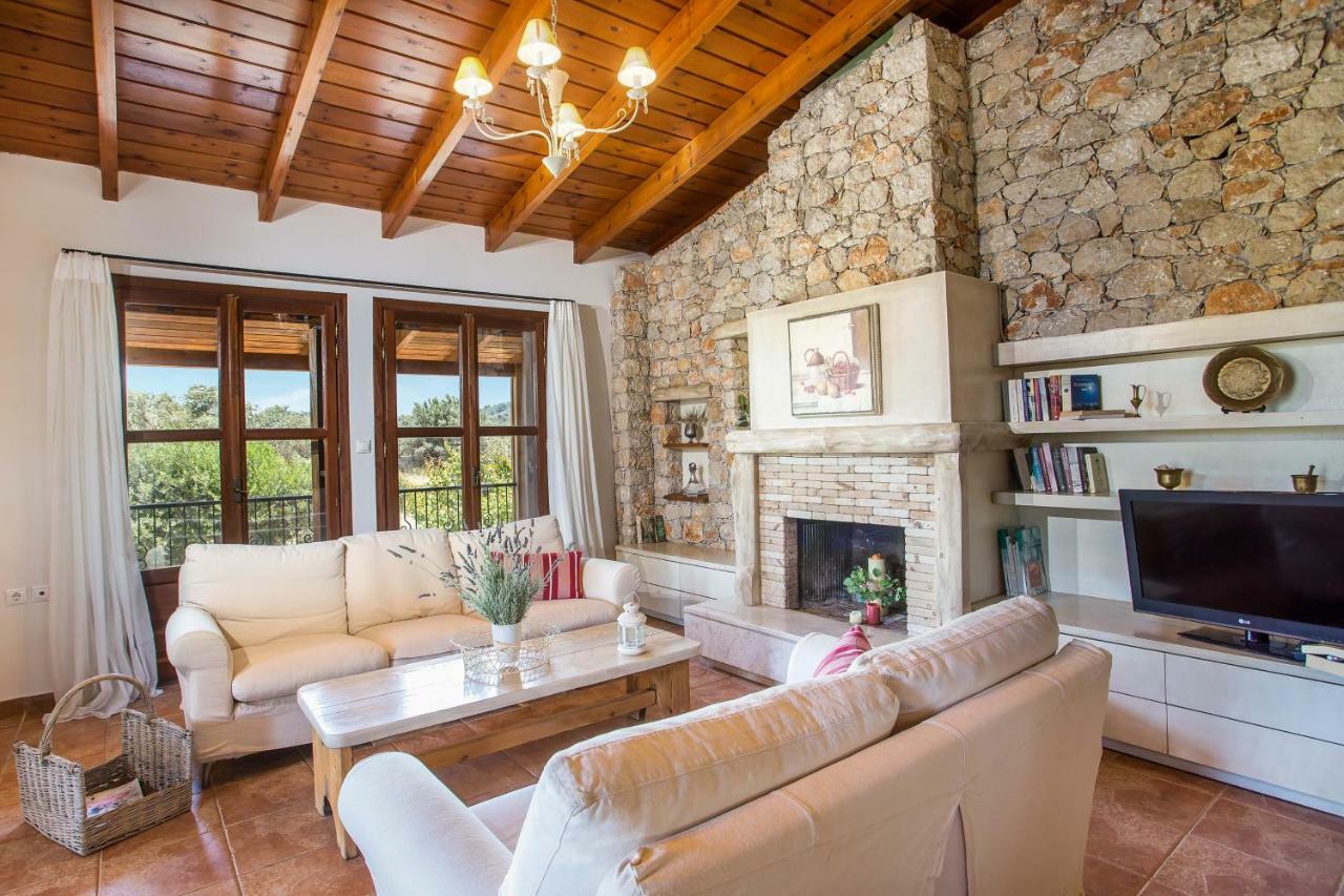 Sunny Countryside Villa - With Private Pool Faliraki Dış mekan fotoğraf
